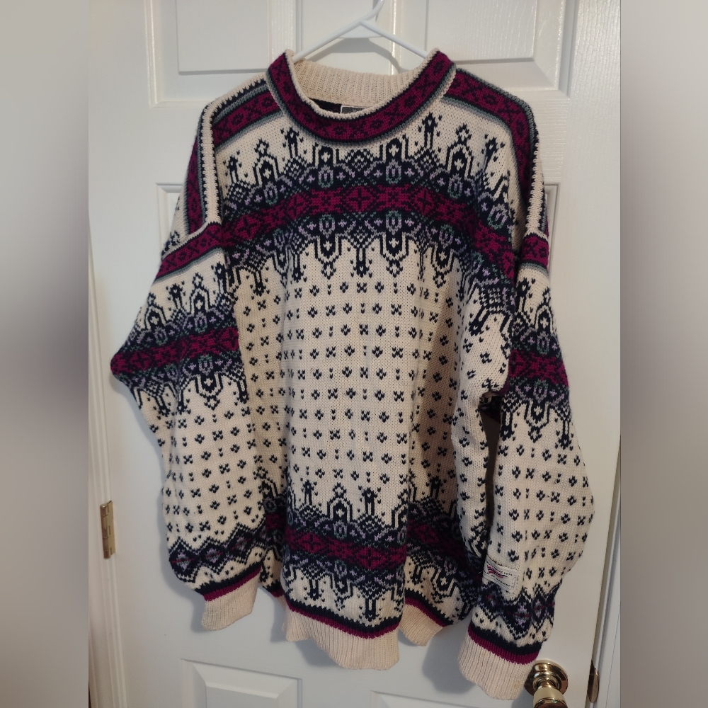 Unisex wool sweater